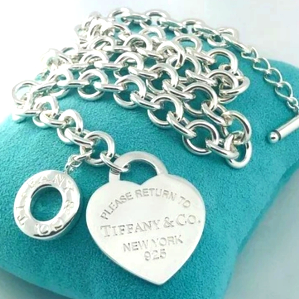 Authentic Return to Tiffany & Co toggle necklace with Jumbo Heart